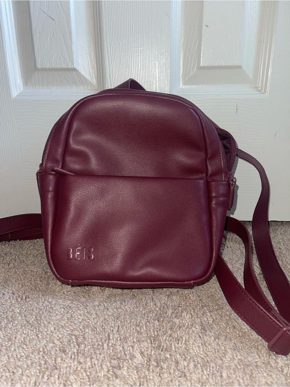 Beis Essential Mini Backpack in Burgundy